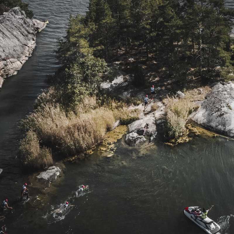 Drone session för Bullandö Swimrun 2019 #drone #swinrun #photo #archipelago #race #run #swim #elite #ötillö #bullandö #bullandömarina #photo