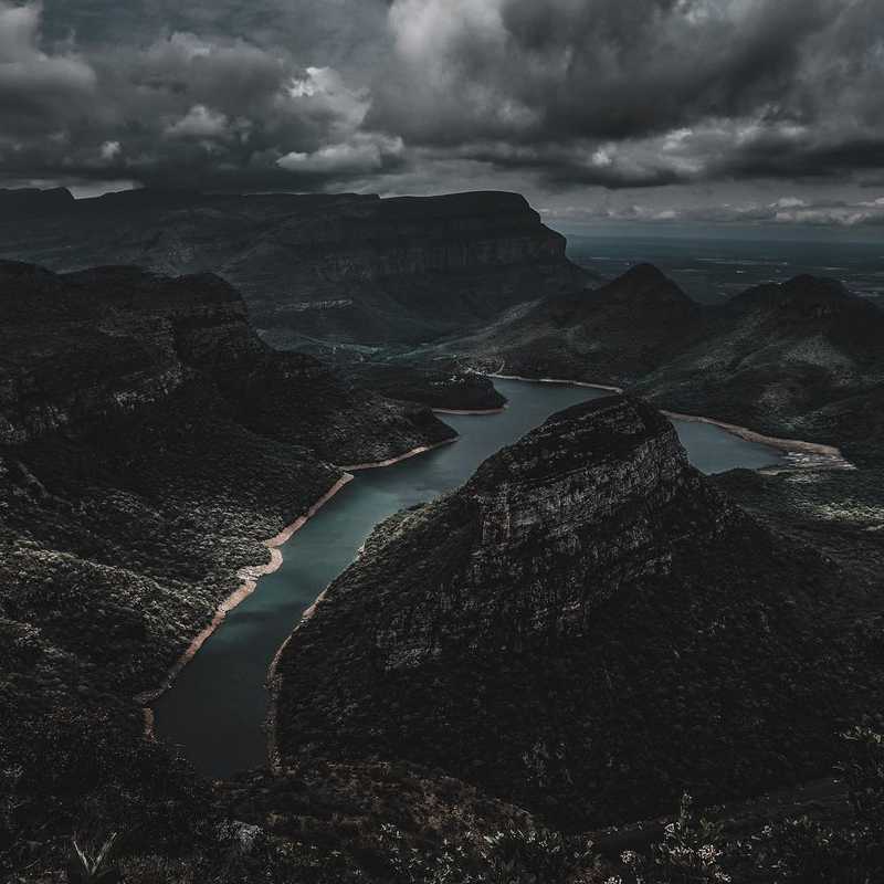 “Every child is an artist, the problem is staying an artist when you grow up.”
-Pablo Picasso.  #view #drakensberg #south #africa #southafrica #nature #naturephotography #beautiful #landscape #photo #viktorohlin #aiv #allinvision